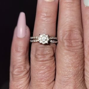 Jared engagement ring white gold, paperwork available